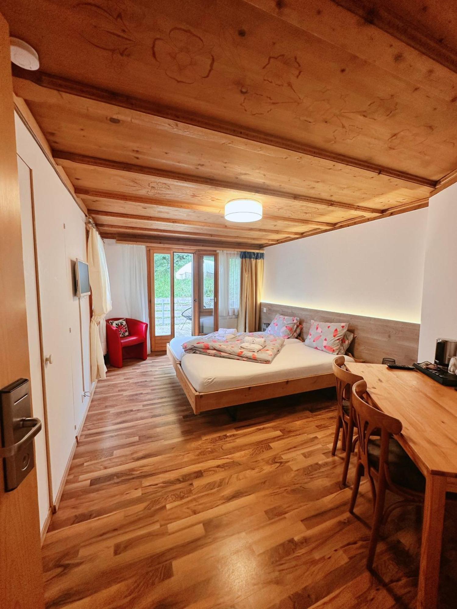 Hotel Wildbach Brienz Brienz  Extérieur photo